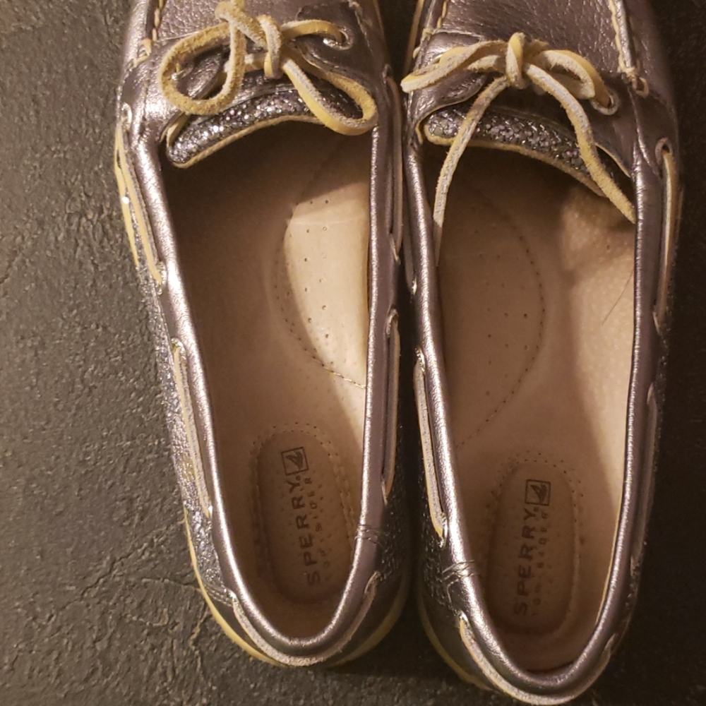 Shoes - Picture 3 of 3